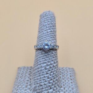 Size 6.5 Sterling Silver Quality Cubic Zirconia Gems Band Ring A4971